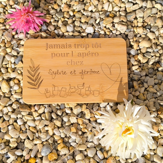 Planche apéro - "Jamais trop tÎt pour l'apéro chez ..."